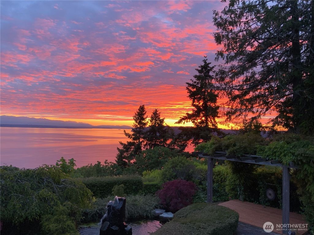 11912 Marine View Drive, Edmonds, WA 98026