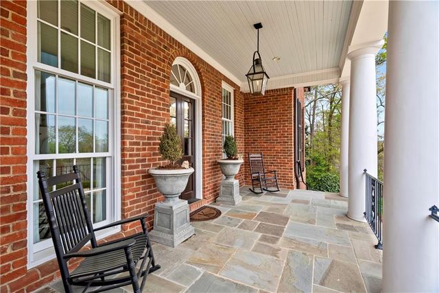 315 E Line Street, Calhoun, GA 30701