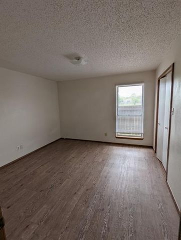 2800 Bull Run 702, Taylor, TX 76574