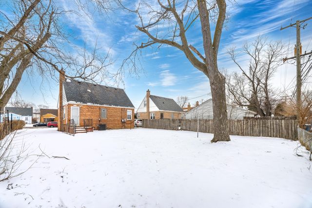 1527 Wentworth Avenue, Calumet City, IL 60409