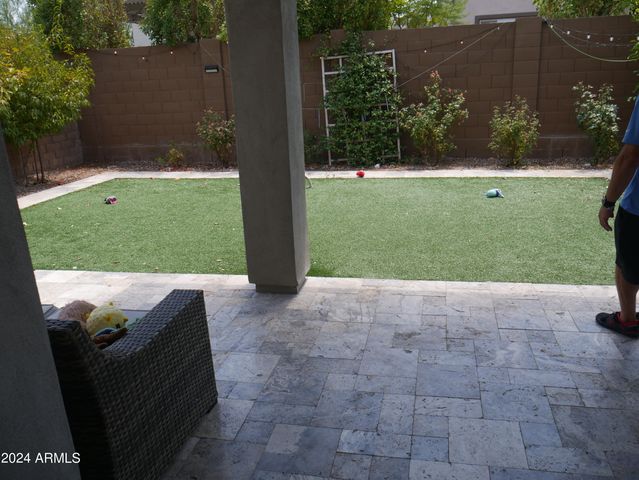 22047 N 28th Place, Phoenix, AZ 85050