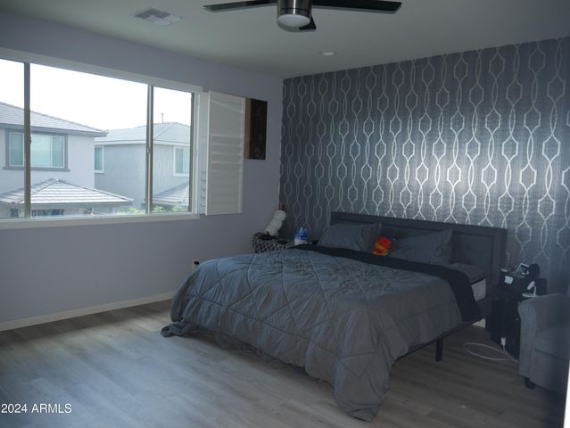 22047 N 28th Place, Phoenix, AZ 85050