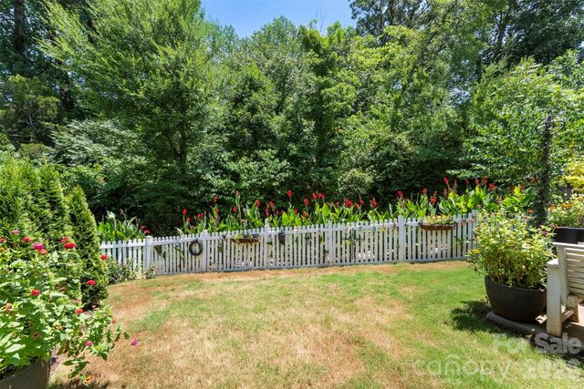 140 Beacon Drive A, Mooresville, NC 28117