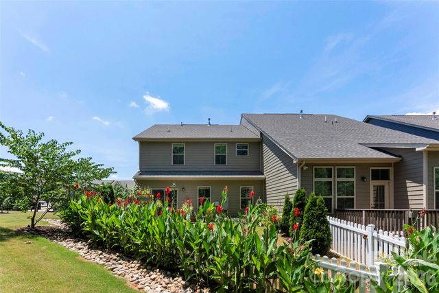 140 Beacon Drive A, Mooresville, NC 28117