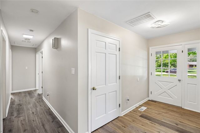 5560 Hugh Drive, Washington Twp, OH 45459