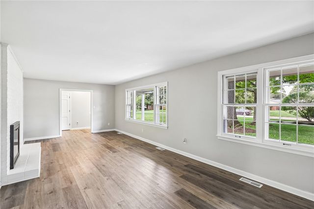 5560 Hugh Drive, Washington Twp, OH 45459
