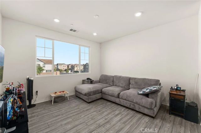 16680 Wyndham Lane 3, Fontana, CA 92336