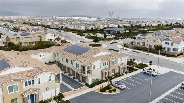 16680 Wyndham Lane 3, Fontana, CA 92336