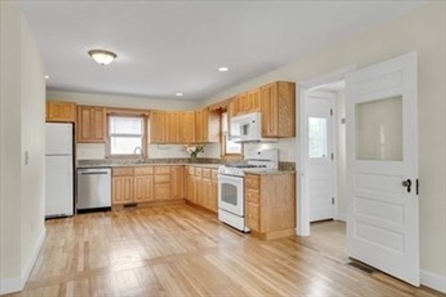 79 Grant Street, Lexington, MA 02420