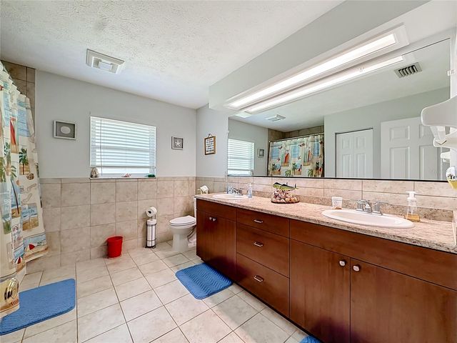 5501 SE 42ND COURT, Ocala, FL 34480