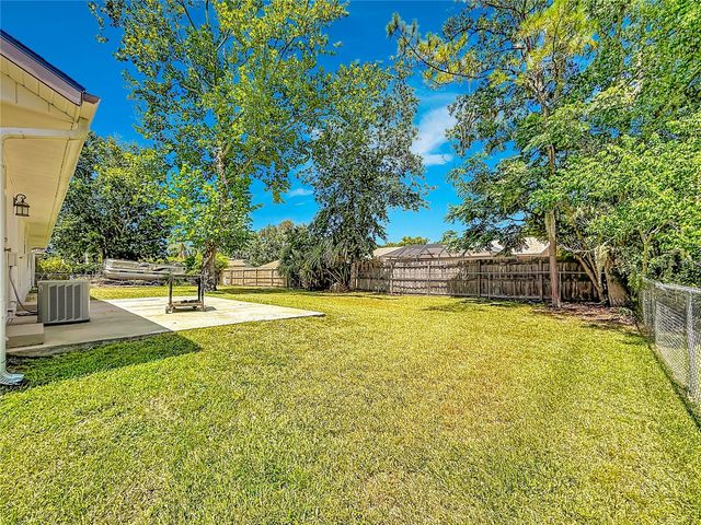 5501 SE 42ND COURT, Ocala, FL 34480