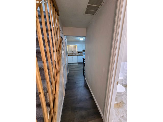 2334 RANDALL St, West Linn, OR 97068