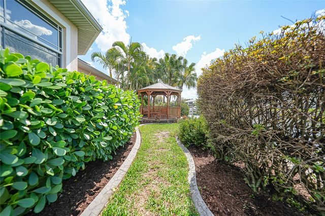 534 CANAL WAY, Punta Gorda, FL 33950