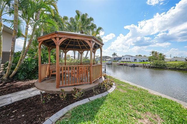 534 CANAL WAY, Punta Gorda, FL 33950