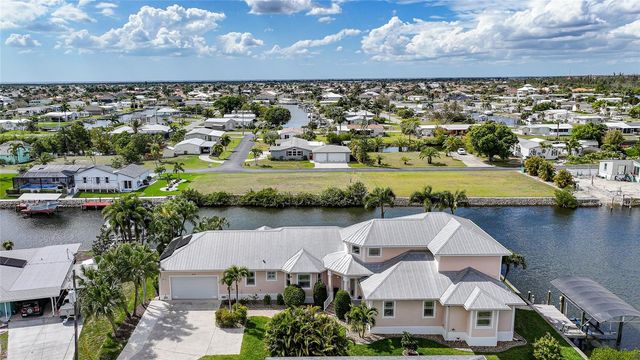 534 CANAL WAY, Punta Gorda, FL 33950