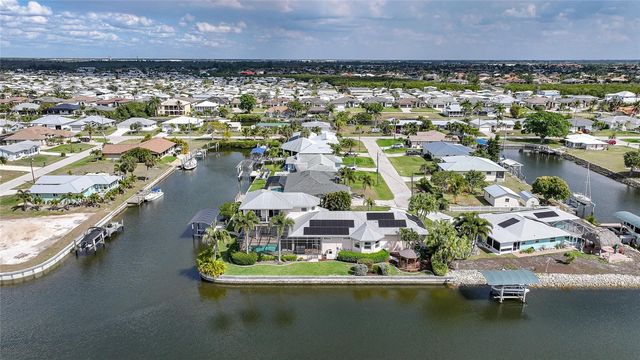 534 CANAL WAY, Punta Gorda, FL 33950