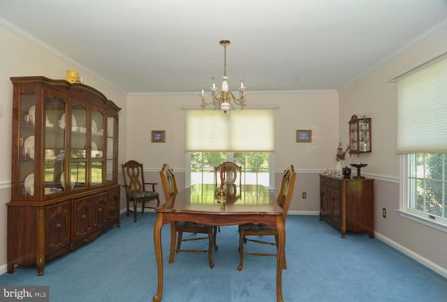 105 CROMWELL DR, Mullica Hill, NJ 08062