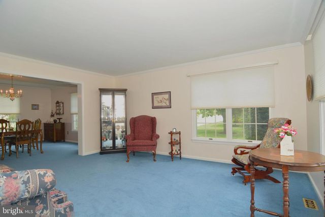 105 CROMWELL DR, Mullica Hill, NJ 08062