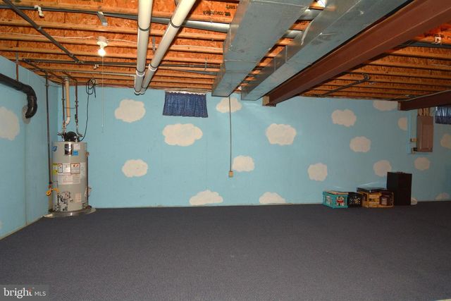105 CROMWELL DR, Mullica Hill, NJ 08062