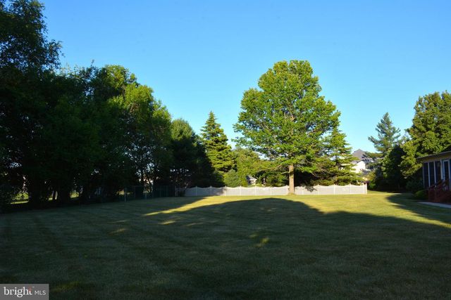 105 CROMWELL DR, Mullica Hill, NJ 08062
