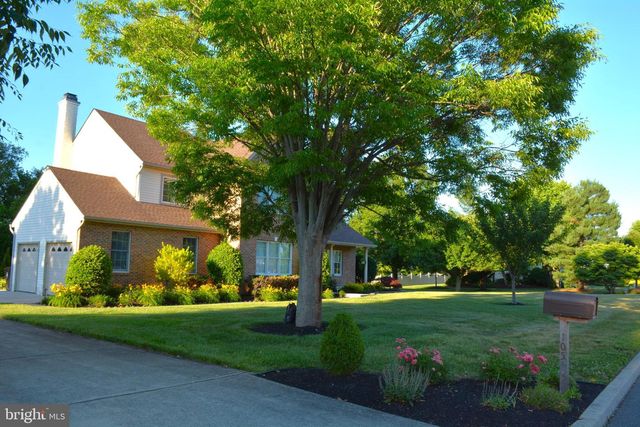 105 CROMWELL DR, Mullica Hill, NJ 08062