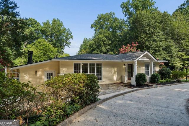 1055 Lee Circle NE, Atlanta, GA 30324