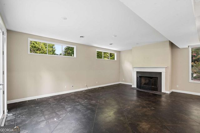 1055 Lee Circle NE, Atlanta, GA 30324