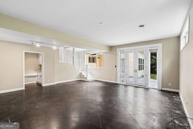 1055 Lee Circle NE, Atlanta, GA 30324