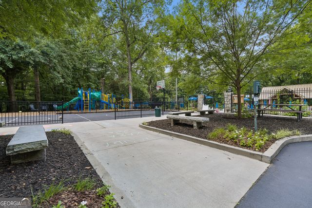 1055 Lee Circle NE, Atlanta, GA 30324