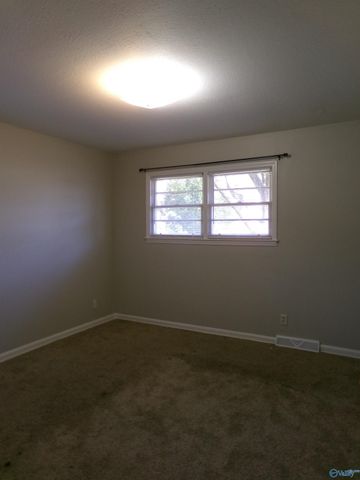 711 Killarney Drive, Huntsville, AL 35816