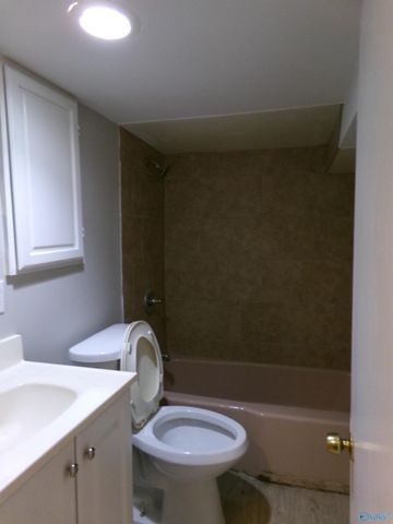 711 Killarney Drive, Huntsville, AL 35816