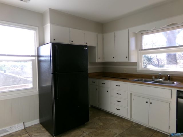 711 Killarney Drive, Huntsville, AL 35816