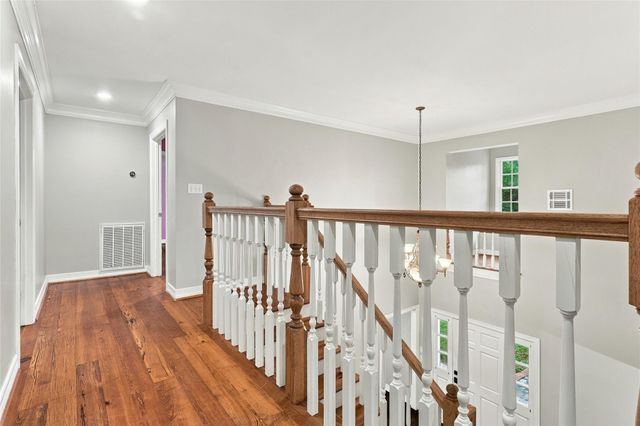 8714 Holly Hills Drive, Tomball, TX 77375