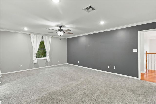 8714 Holly Hills Drive, Tomball, TX 77375