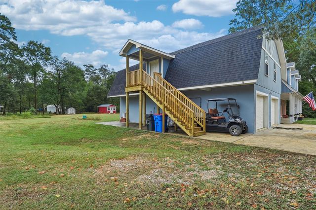 8714 Holly Hills Drive, Tomball, TX 77375