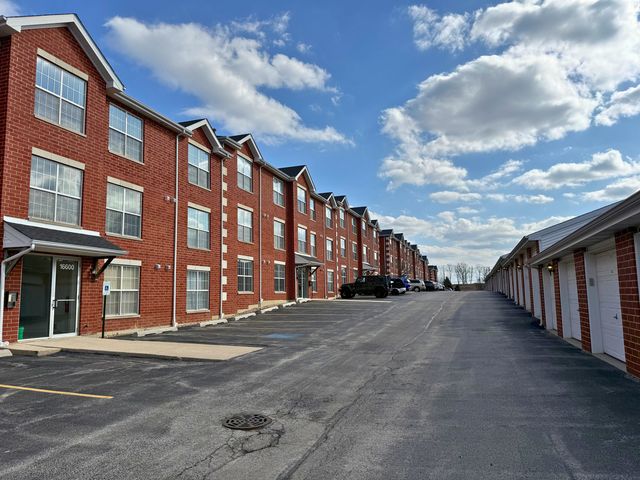 16600 Liberty Circle 3S, Orland Park, IL 60467