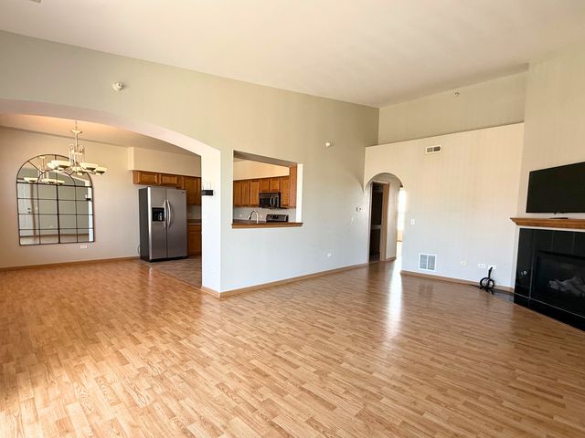 16600 Liberty Circle 3S, Orland Park, IL 60467