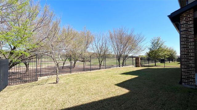 7005 Golf Club Drive, Mckinney, TX 75070