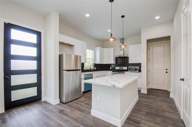 4916 Sunbeam Street, Houston, TX 77033