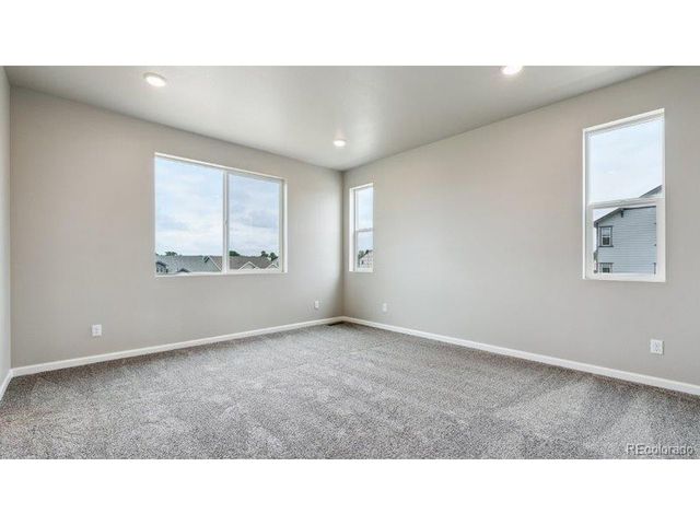 16835 Mckay Dr, Mead, CO 80542