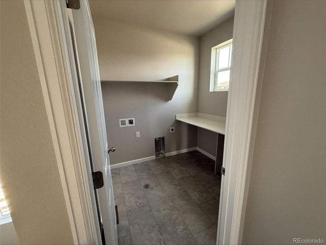 16835 Mckay Dr, Mead, CO 80542