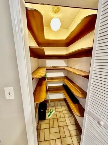 46 Washington Ave 1, Winthrop, MA 02152