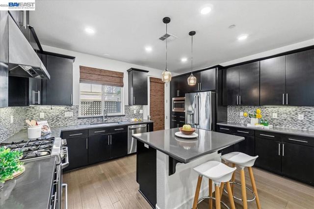 2792 Alliston Loop, Dublin, CA 94568