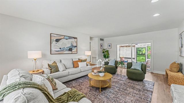 1905 SUZANNE LANE, Lakeland, FL 33813