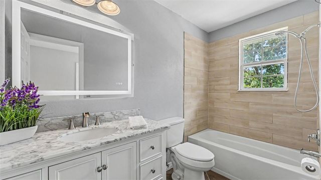 1905 SUZANNE LANE, Lakeland, FL 33813