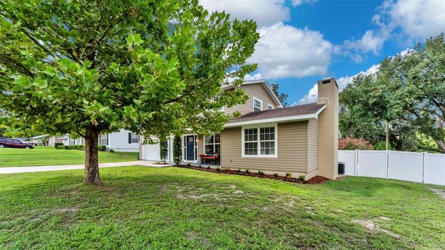 1905 SUZANNE LANE, Lakeland, FL 33813