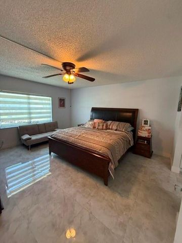 12850 SW 4th Ct 201I, Pembroke Pines, FL 33027