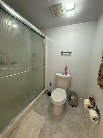 12850 SW 4th Ct 201I, Pembroke Pines, FL 33027