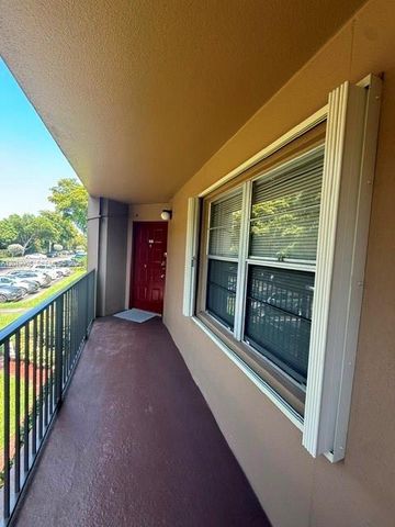 12850 SW 4th Ct 201I, Pembroke Pines, FL 33027