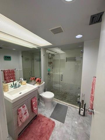 12850 SW 4th Ct 201I, Pembroke Pines, FL 33027